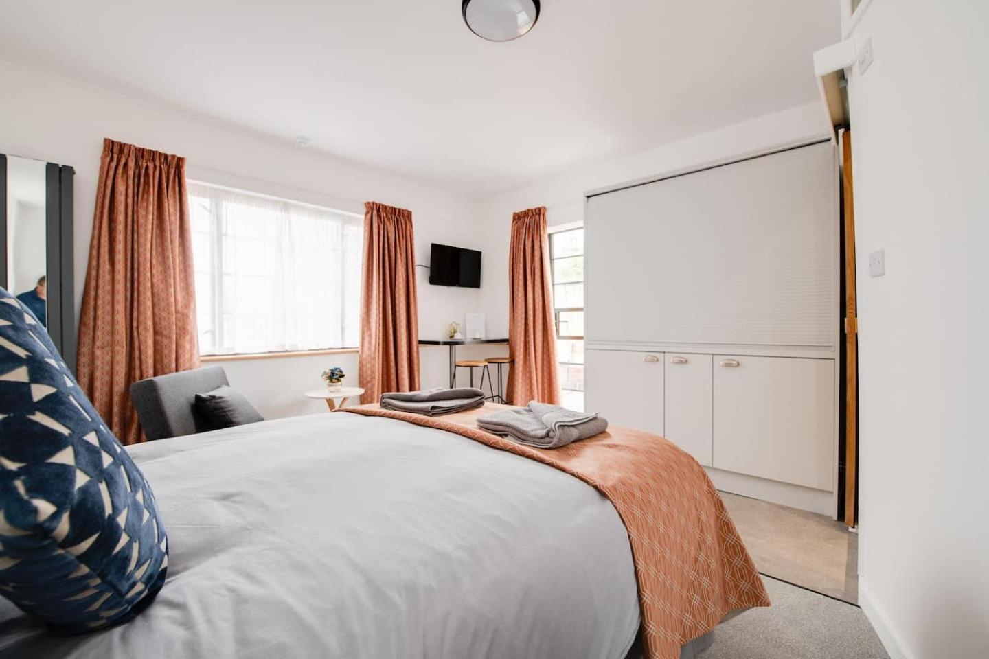 Ferryman Apartments By Places To Be Portsmouth Eksteriør bilde