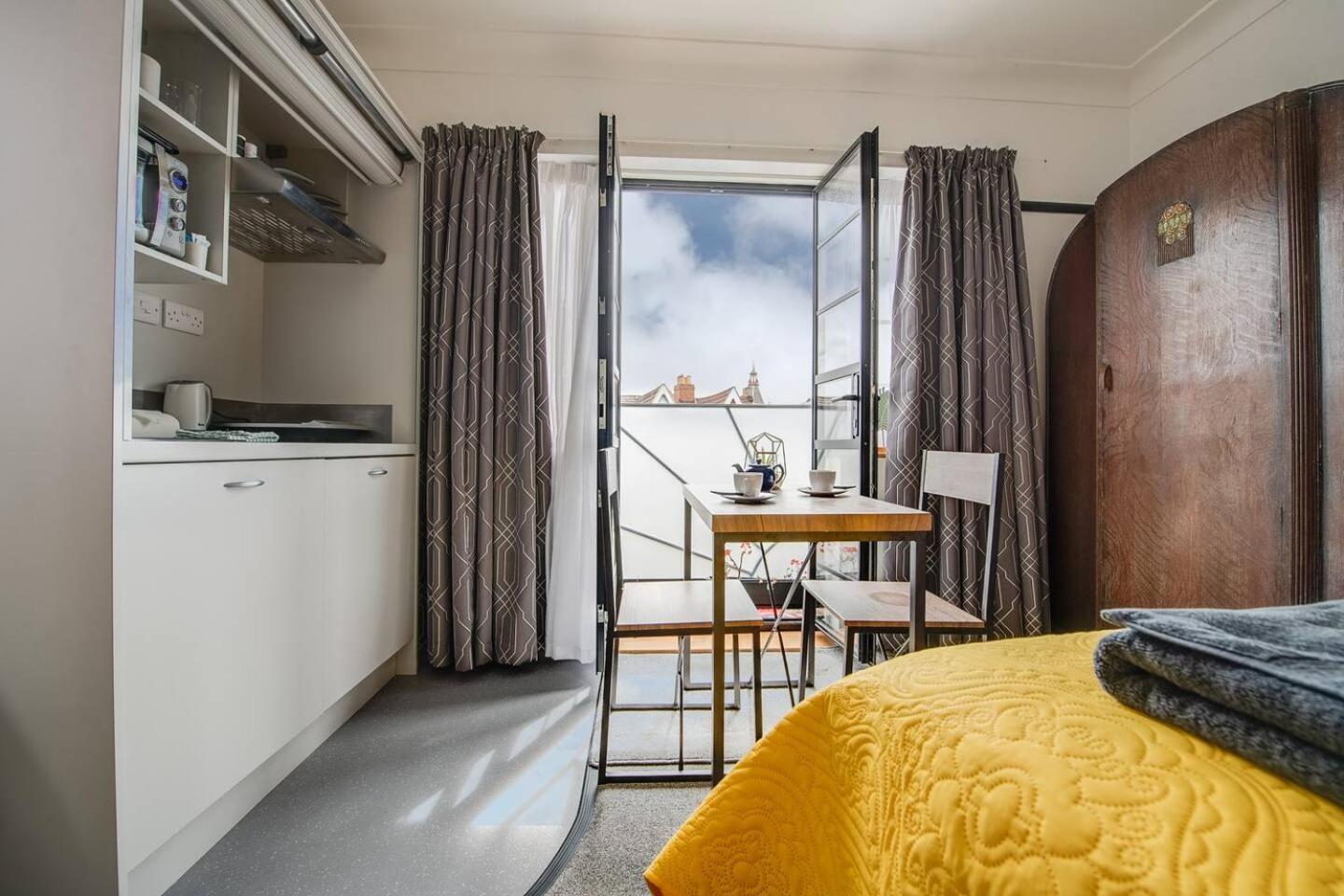 Ferryman Apartments By Places To Be Portsmouth Eksteriør bilde